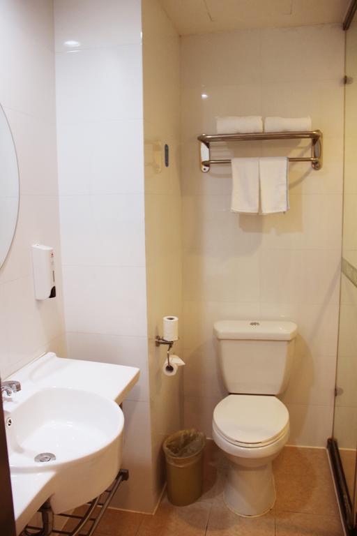 Hotel Hanting Express Stadium West Shanghai